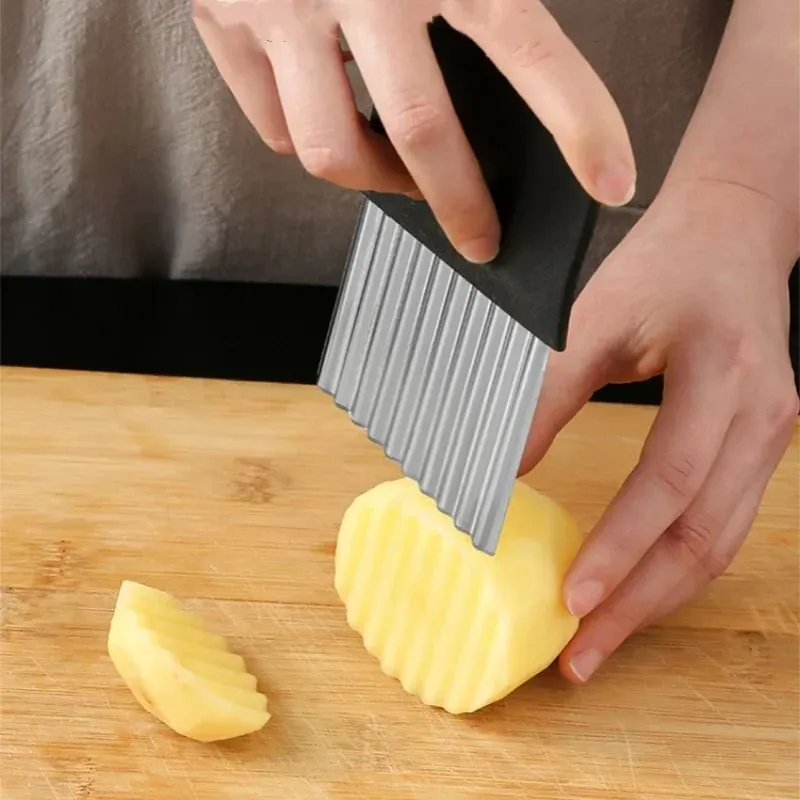 Stainless Steel Potato Chip Slicer Dough Vegetable Fruit Crinkle Wavy Kitchen Knife Cutter Chopper French Fry Maker Tools Gadget — image 4