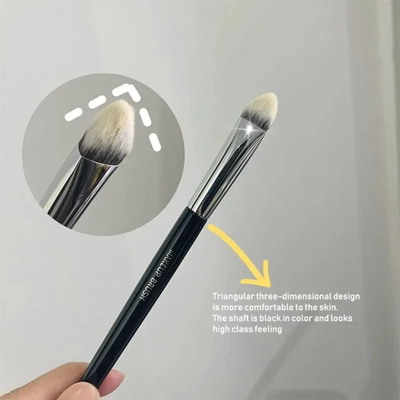 Concealer Makeup Brush Triangle Beveled Precision Soft Smudge Brushes Cover Acne Dark Circles Multi-Function Detail Makeup Tools — image 2
