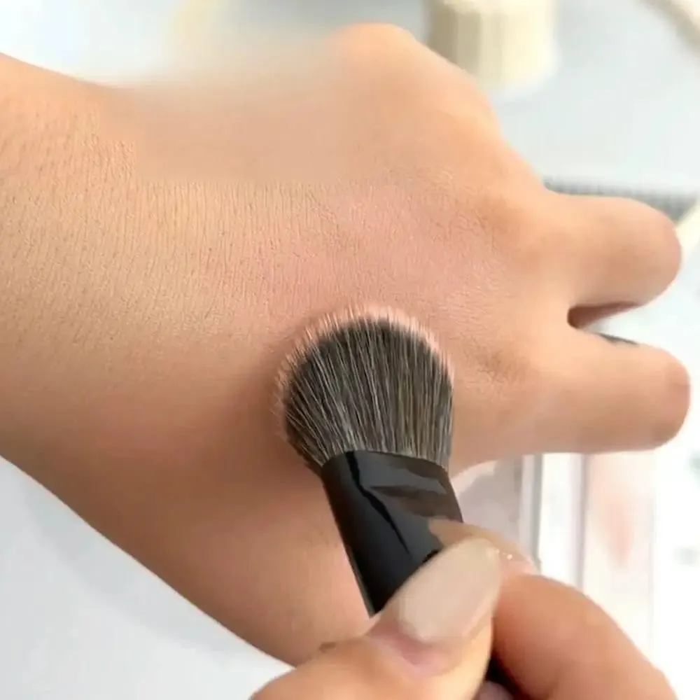 Slope Blusher Štětec Powder Blush Cream Tekuté štětce na líčení na tvářenku Ploché Malé Přesné štětce na štětce na líčení Nástroje na líčení — image 3