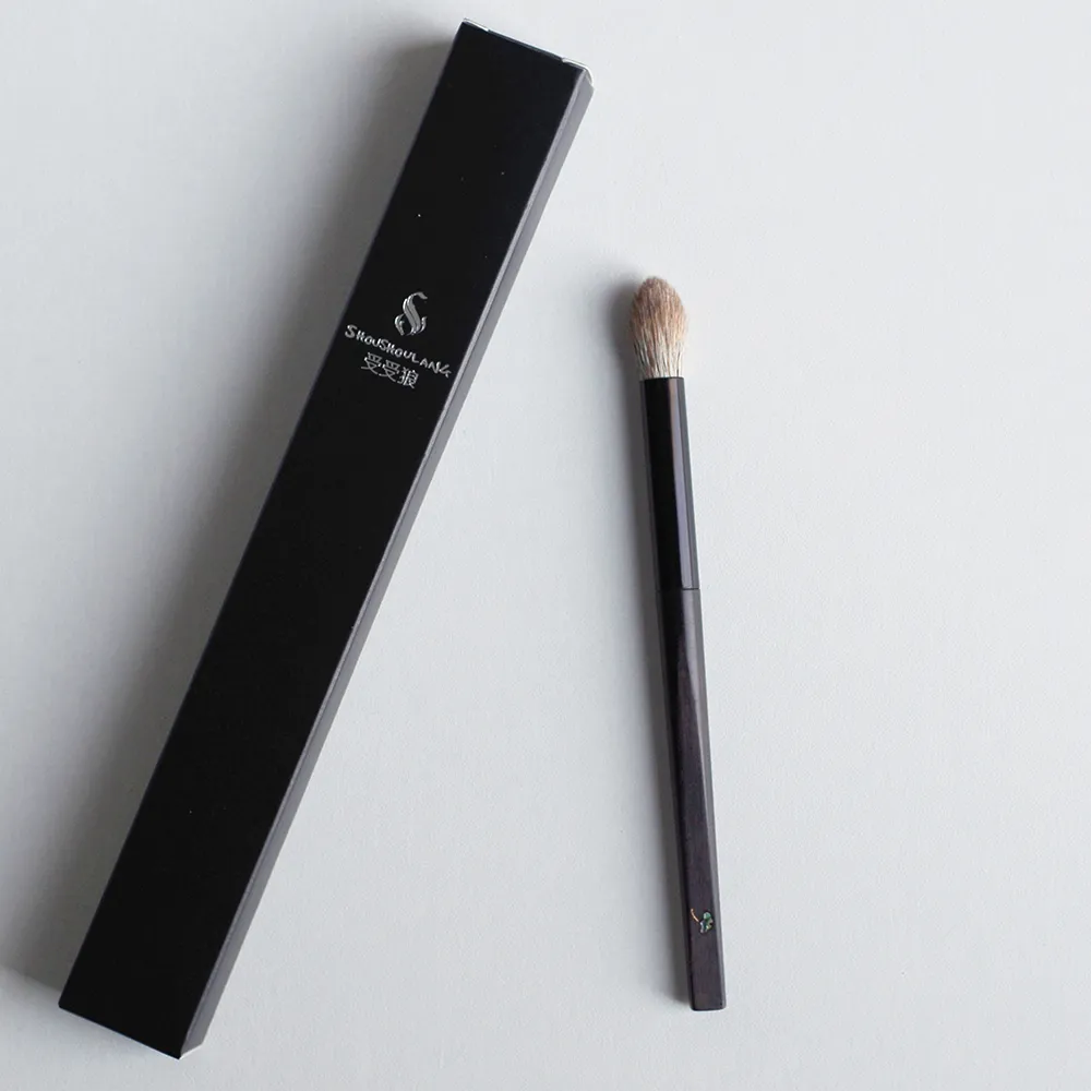 Shoushoulang Hand Crafted Makeup Brush Tapered Eye Shadow Blending Brush S1 Goat Squirrel Hair Ebony Wood Handle Makeup Brushes — image 3