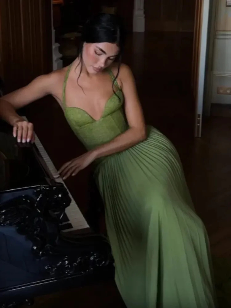 Chic Green Fishbone Halter Long Dress Lady Sexy Solid Backless Pleated Off-Shoulder A-Line Dresses 2026 New Christmas Party Gown — image 1