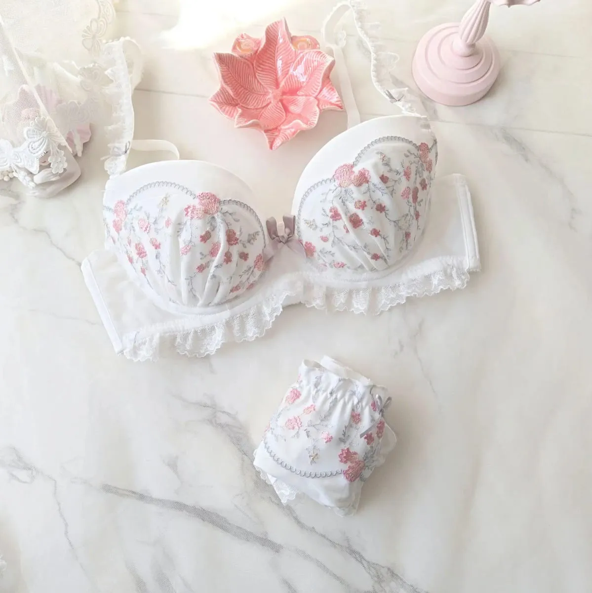 Japanese-Style Fresh Daily Wear Lingerie Lightweight Cup Water-Soluble Bras Set Student Girl Cute Gathering Sexy Underwear Bra