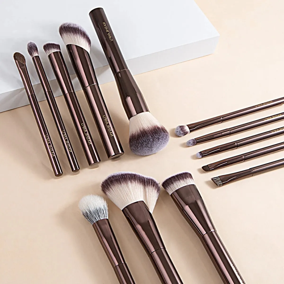 Makeup Brushes Series Powder Foundation Concealer Blush Contour Eyeshadow Eyebrow Eyeliner Stippling Highlighter Sculpting Brush — image 1