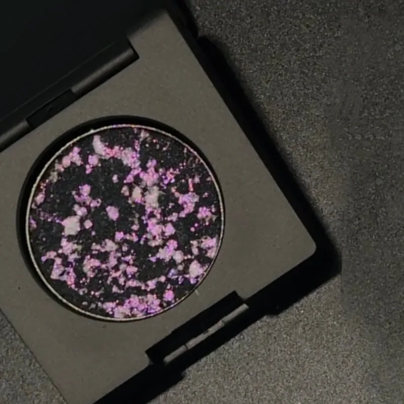 Single Mixed Color Eyeshadow Chameleon Fine Sparkle Pearl Brightener Eye Shadow Portable Eye Makeup