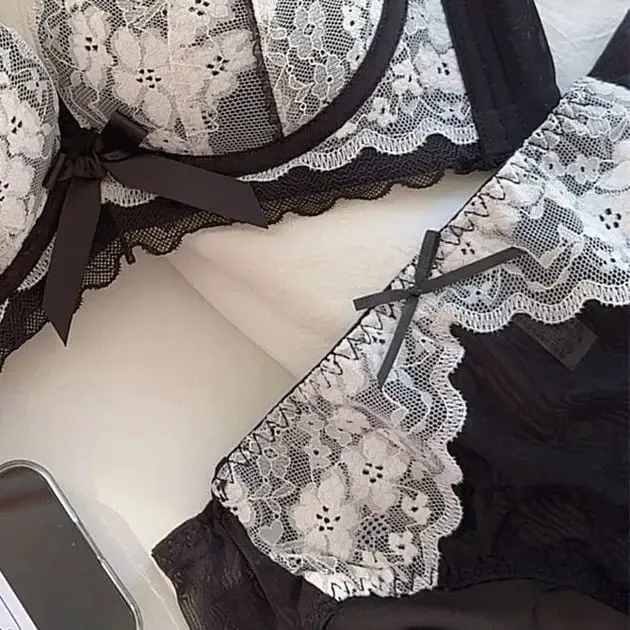 Sexy Lace Lingerie Set Manga-Style Bra Small-Bust Gathering Side-Boob Control Uplifting Comfortable Wireless Bra Set. — image 8