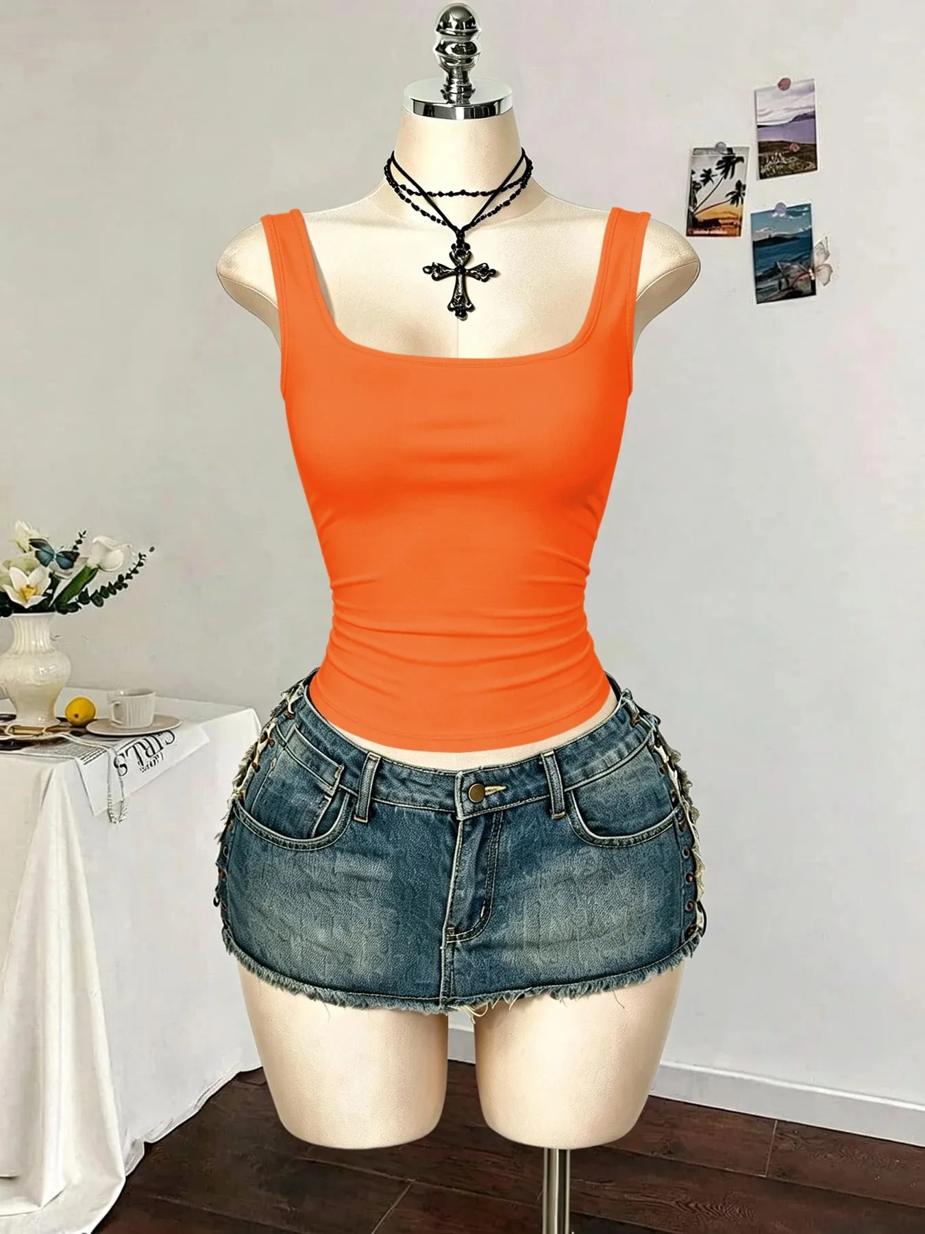 Women Square Neck Wide Strap Ribbed Tank Top Sleeveless Fitted Slim Casual Cami Top — image 21
