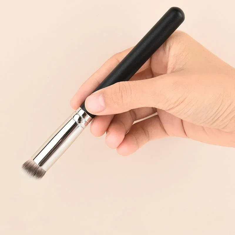 170/270/370 Makeup Brushes Powder Foundation Concealer BB Cream Brush Blush Concealer Foundation Tekuté štětce na make-up na obličej — image 2