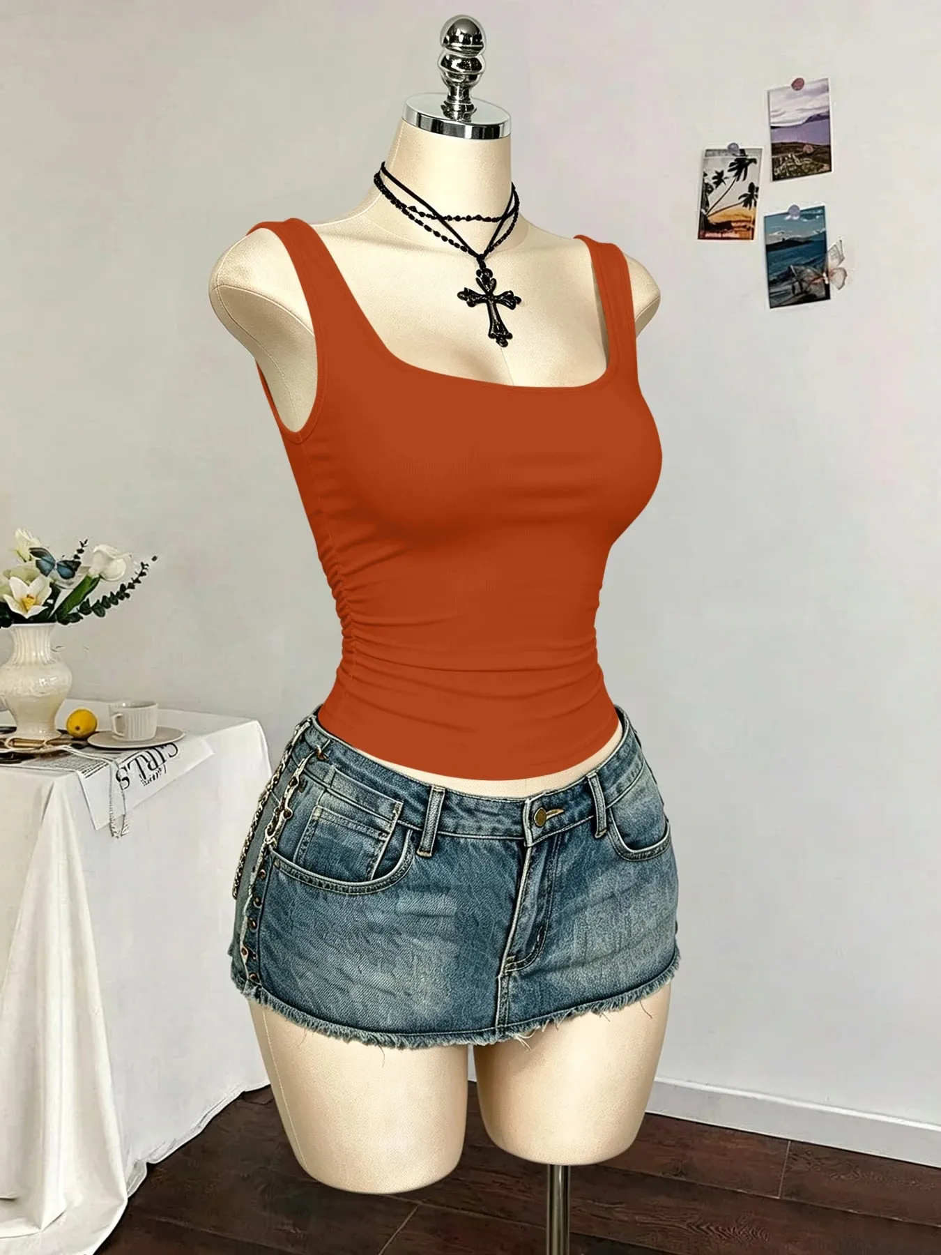 Women Square Neck Wide Strap Ribbed Tank Top Sleeveless Fitted Slim Casual Cami Top — image 2