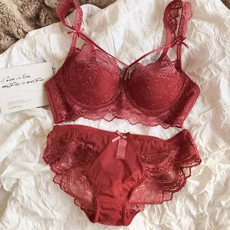 French Pure Lace Bralette Petite Bralet Set Košíčky AABB s odnímatelnými ramínky a tenkými vycpávkami Push Up Měkká kostice Sexy Dámské