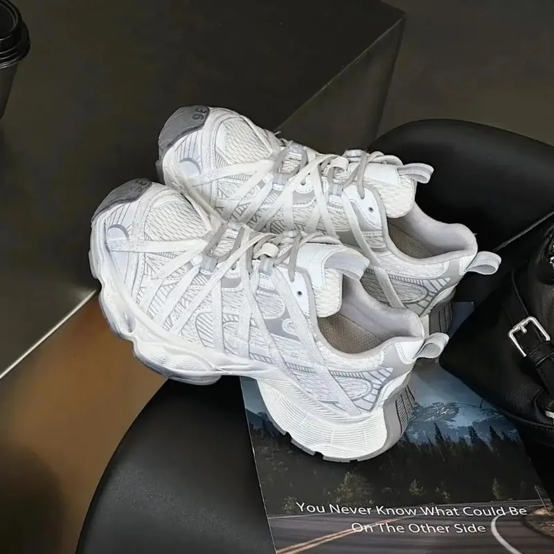 Spring Summer New Style Men Women Dad Shoes Thick Bottom Net Surface Sports Shoes Trendy Versatile Breathable Tie Shoes