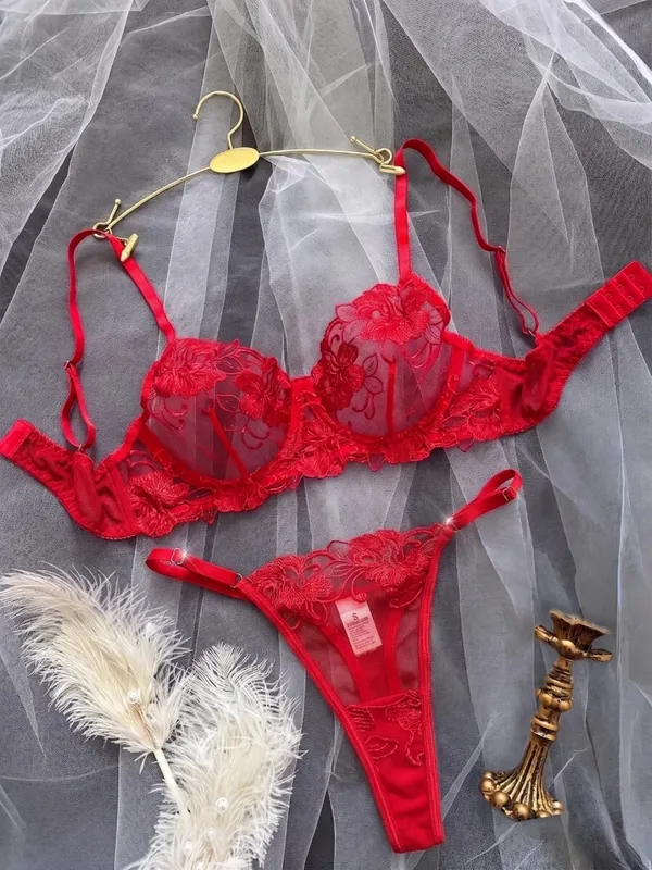 A1 Sexy Red Floral Embroidery Sheer Lace Lingerie Set S-XL Women See Through Mesh Bra Thong 2Pcs Romantic Valentine Intimates
