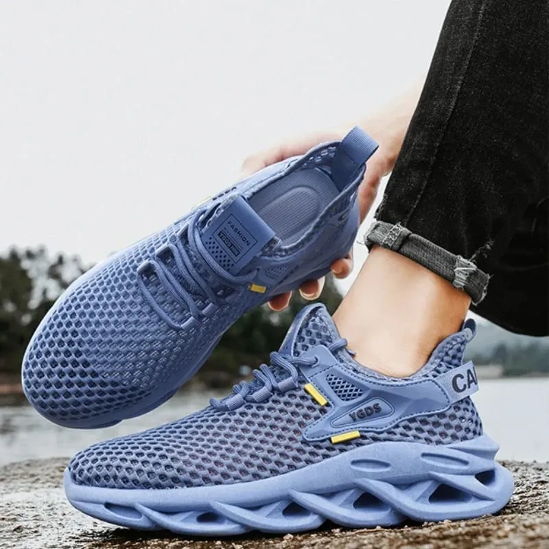 Spring Men's Shoes New Plus Size Outdoor Running Shoe Soft Sole Classic Lightweight Couple Casual Shoes Breathable Men Sneakers