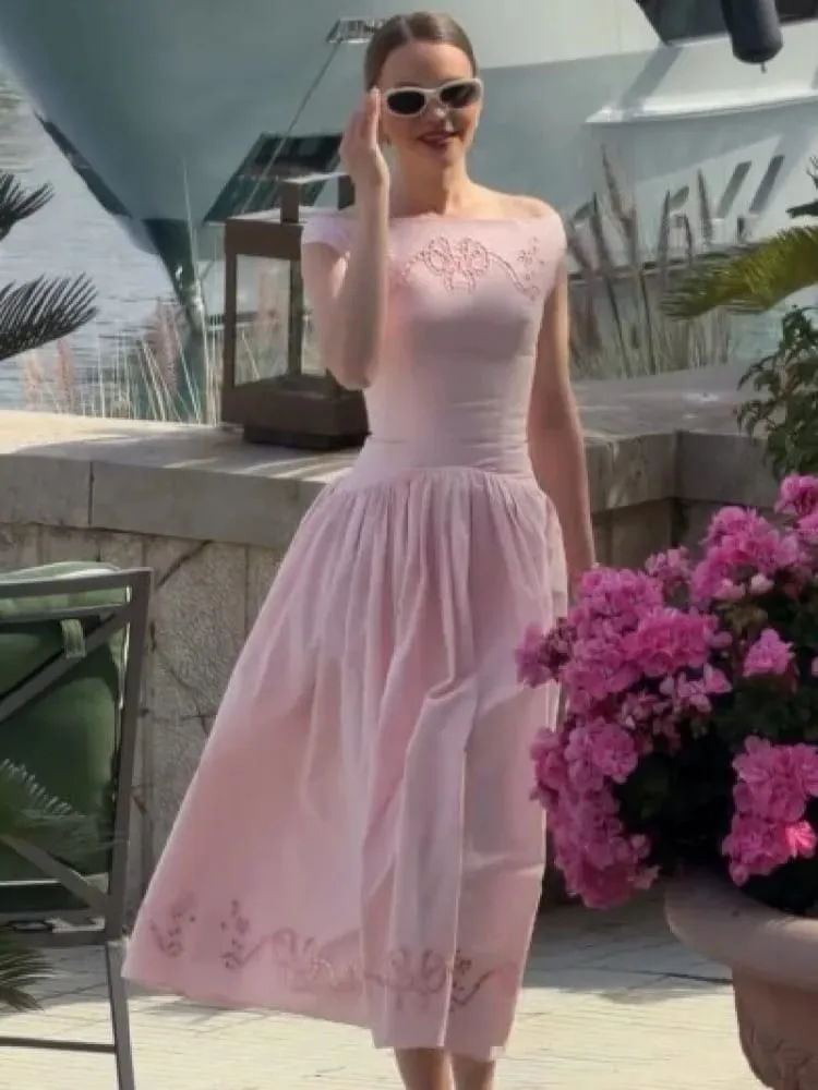 Chic Vintage White Boat Neck Dress Embroidered Cap Sleeve Cutwork Hem High Waist Flowy A-line Gown 2026 New Evening Party Outfit — image 5