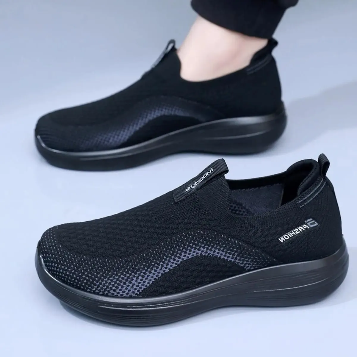 Men's Flying Mesh Knit Slip-on Shoes Breathable Mesh Thick Sole Lightweight Casual Walking Sneakers Outdoor Footwear