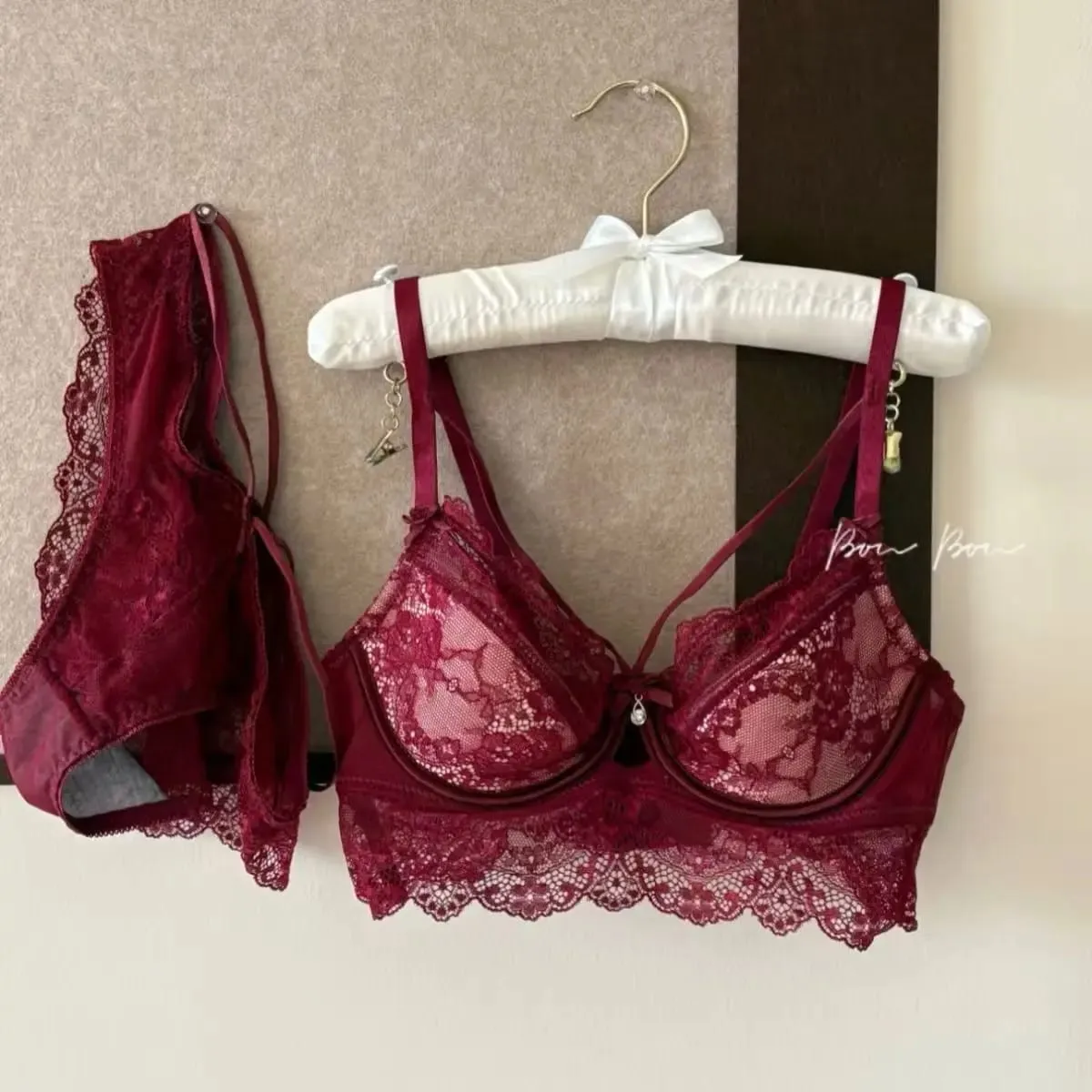 Sexy Lace Breathable Lingerie Set French-Style Small-Bust Support Bra Anti-Sagging & Side-Boob Control Soft Underwire Bra Set — image 4