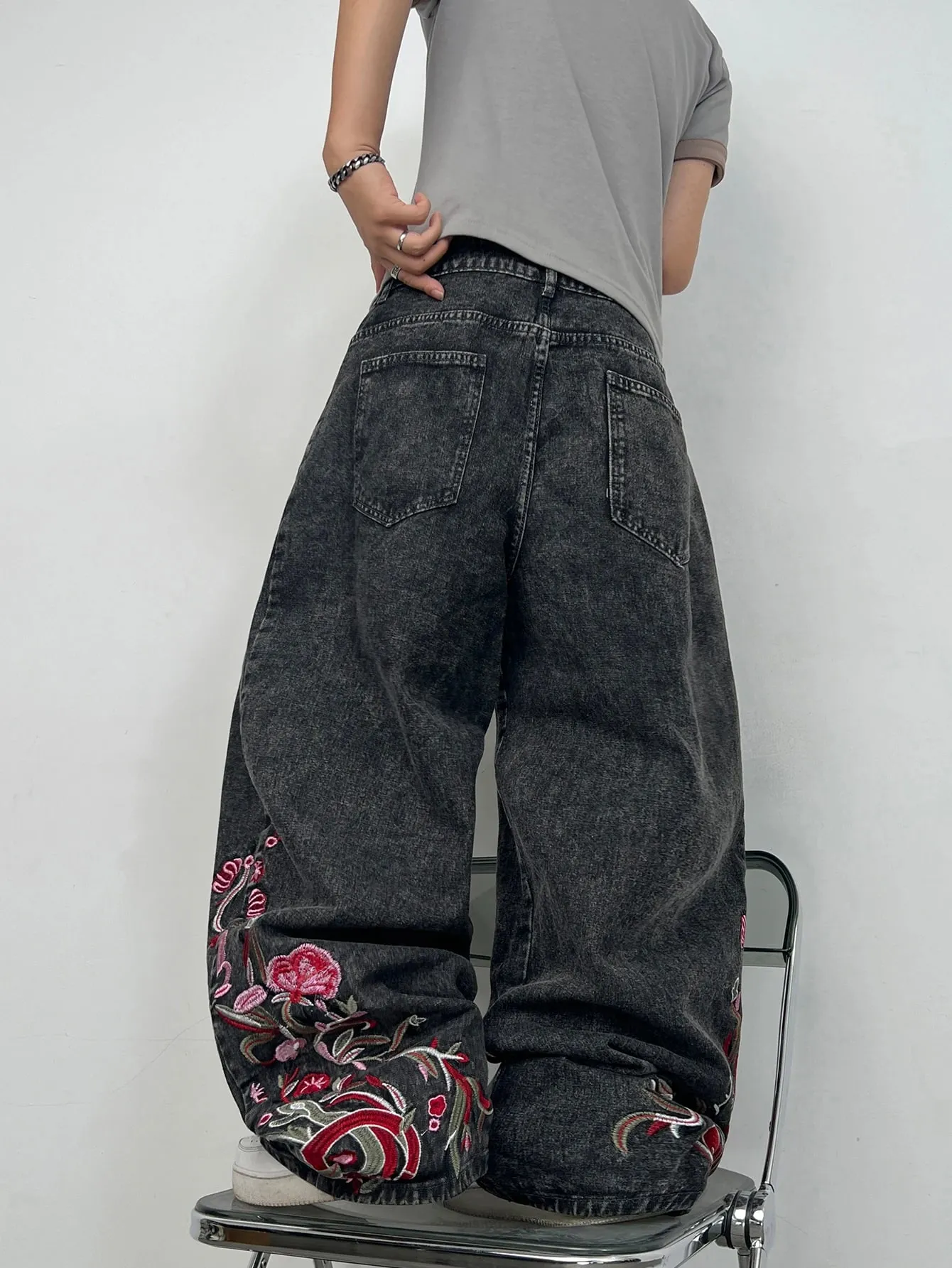 American Retro Embroidered Design Snowflake Gray Baggy Jeans Man Y2K Trendy Street Fashion Skateboard Style Versatile Long Pants — image 3