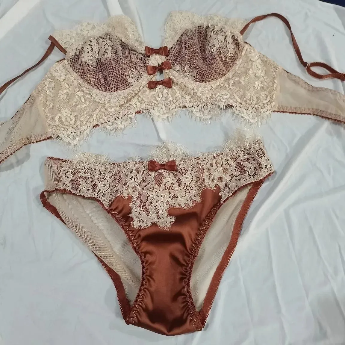 Sexy Lace Bralette & Briefs Set for Women Push Up Underwire Retro Lingerie — image 7