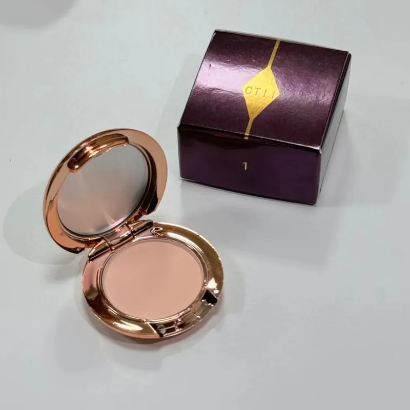 Charlotte Tilbury Cosmetics Flawless Liquid Highlighter Увлажняет кожу Роскошная палитра сатиново-матового мерцающего металлического покрытия — image 7