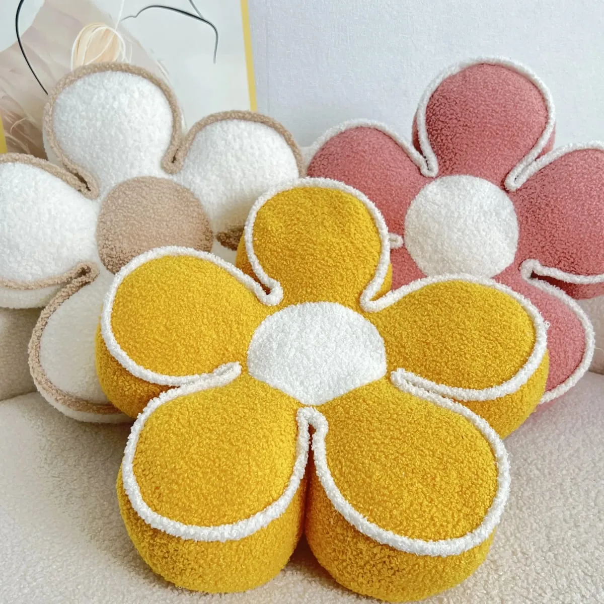 PP Cotton Filled Sunflower Pillow Flower Petal Shape Sofa Cushion Headrest Backrest Pad Living Room Bedroom Bay Window Decor — image 9
