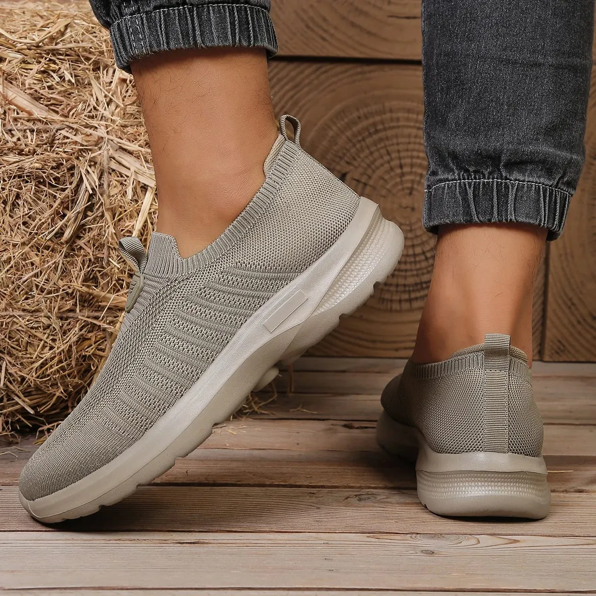 Men's Solid Color EVA Casual Shoe Lightweight Comfortable Single Sole Non-Tiring Footwear for Everyday Use Men's Shoes — image 1