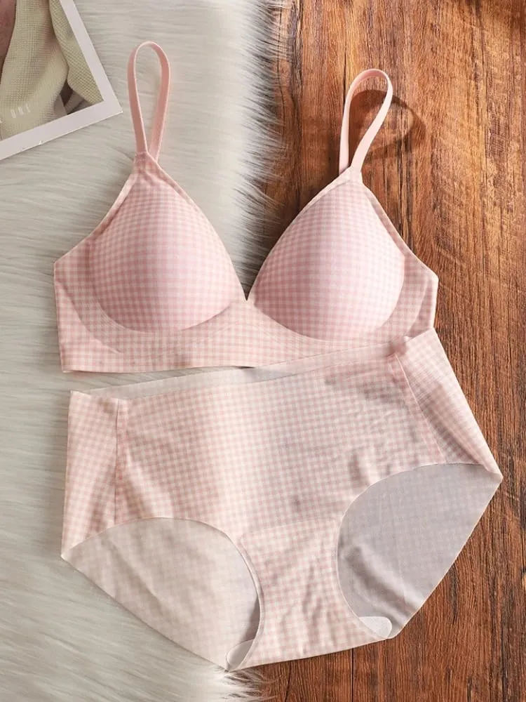Elegant Seamless Bralette Small Bust Gathering Anti-Sagging Thin Adjustable Straps Wirefree Comfort Fit UK Light Support Bra Set — image 3