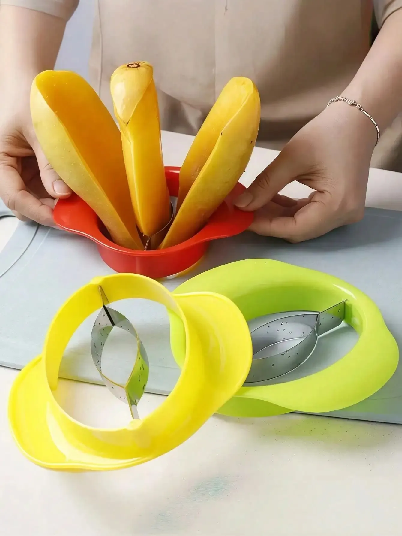 1 Piece Mango Peeler Mango Slicer Peeler and Peeling Tool Mango Divider Fruit Slices Peeler Ergonomic Mango — image 1