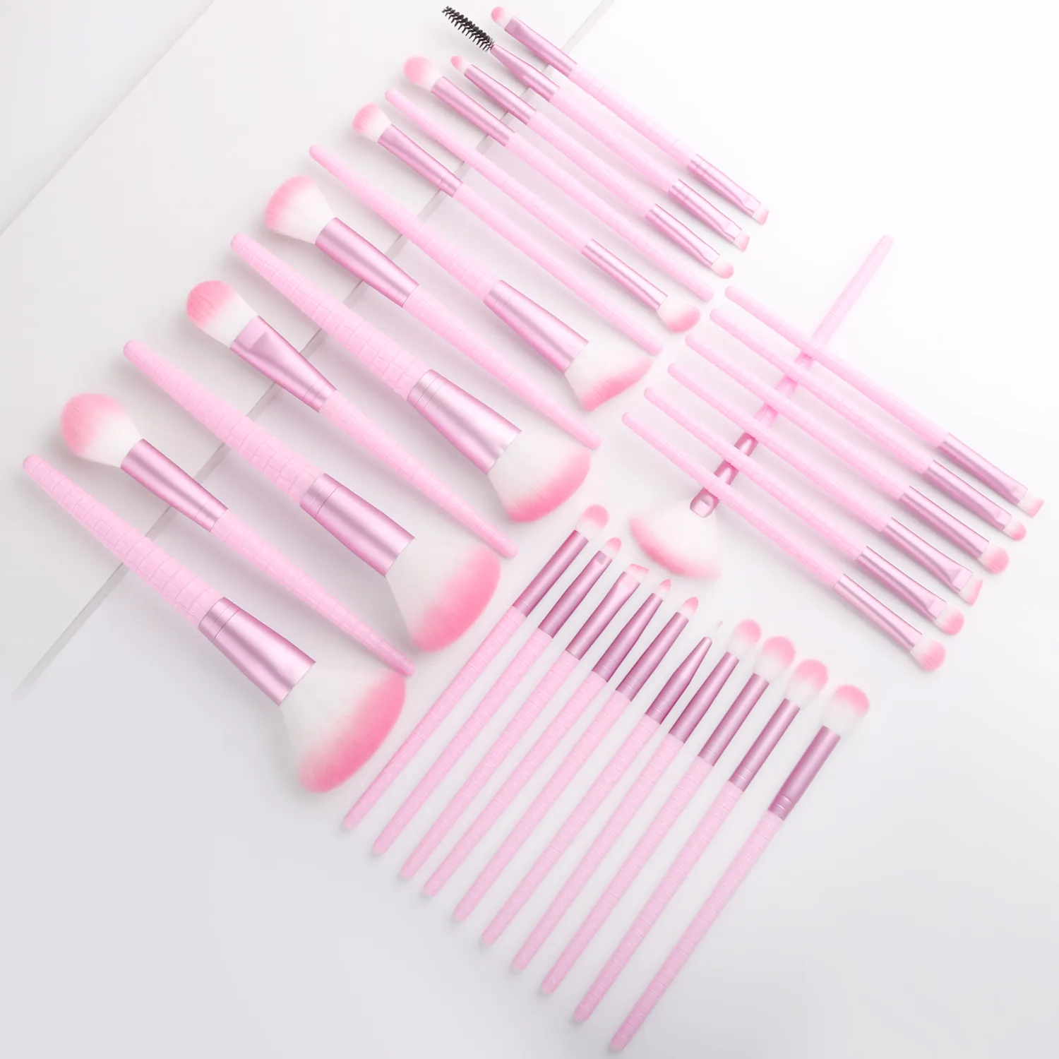 30Pcs Professional Makeup Brushes Set Soft Synthetic Brushes For Foundation Blush Contour Eyeshadow Full Face Cosmetic Tools — image 1