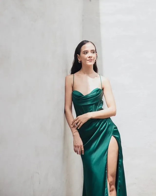 New Summer Prom Dress Women'S Sling Sleeveless Solid Color Dress One Word Neck Slim Fit Open Back Slit Red Sexy Dress — image 13