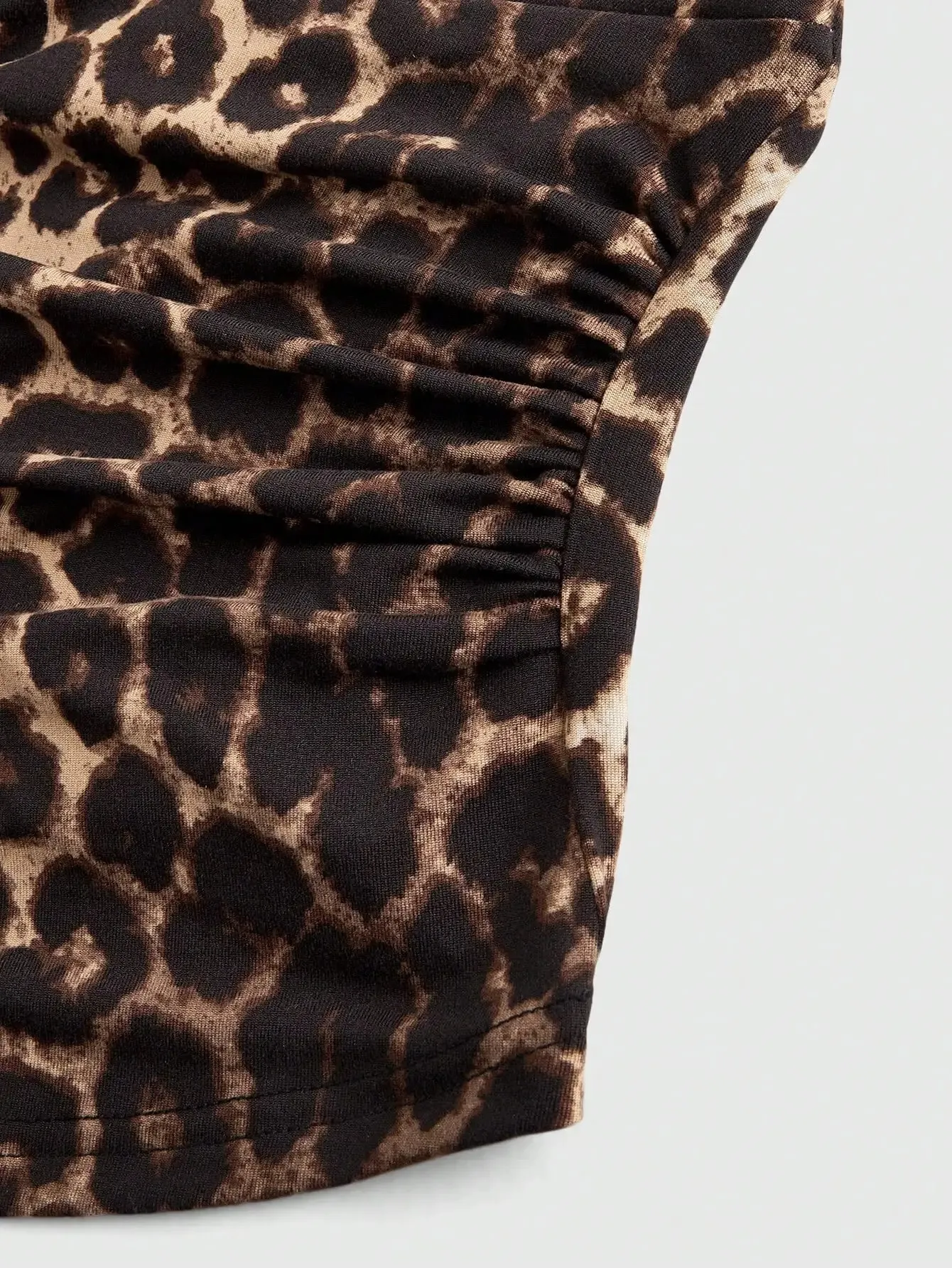 European and American Spring Summer and Autumn Hot-Selling Leopard Print Casual Large Size Neck Vest — image 4