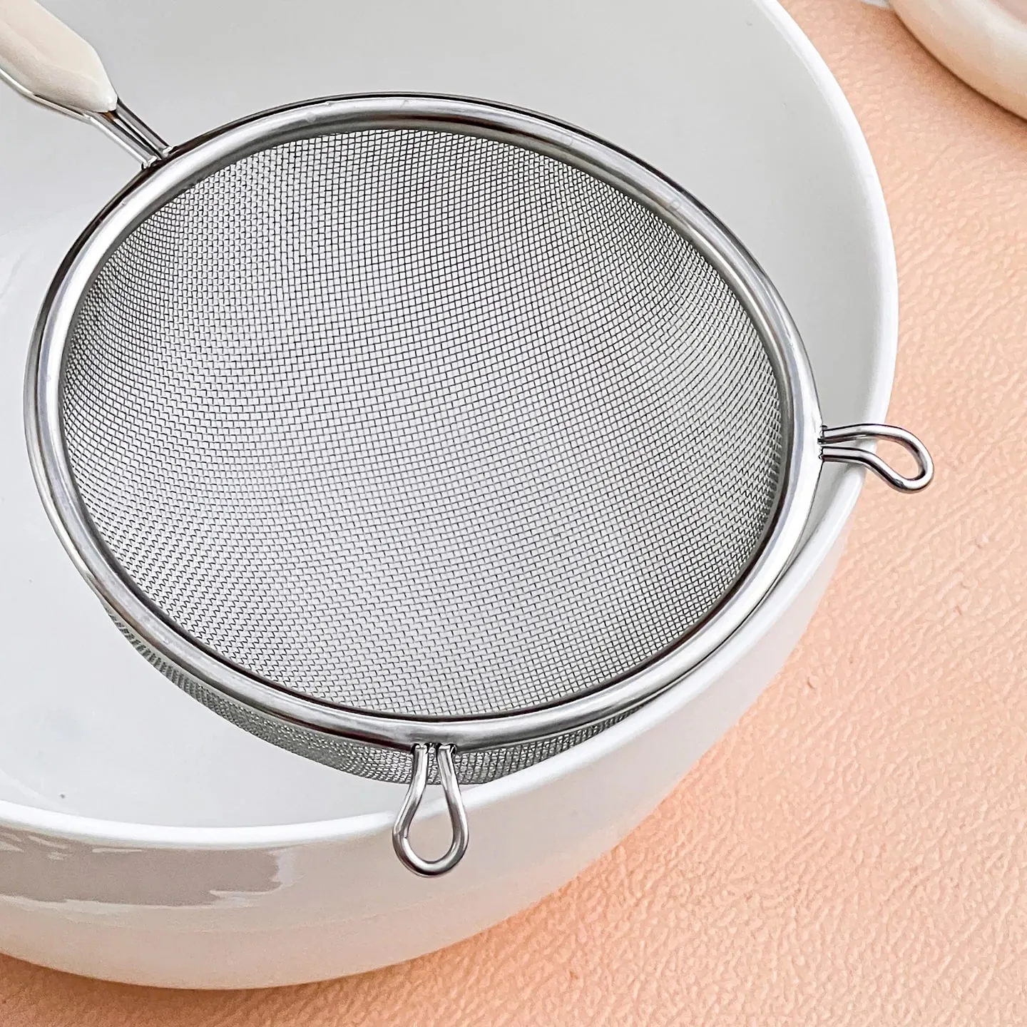 Durable 304 Stainless Steel Residue Filter With Plastic Handle Fine Mesh Strainer Flour Sieve Oil Skimmer Spoon Kitchen Utensils — image 5