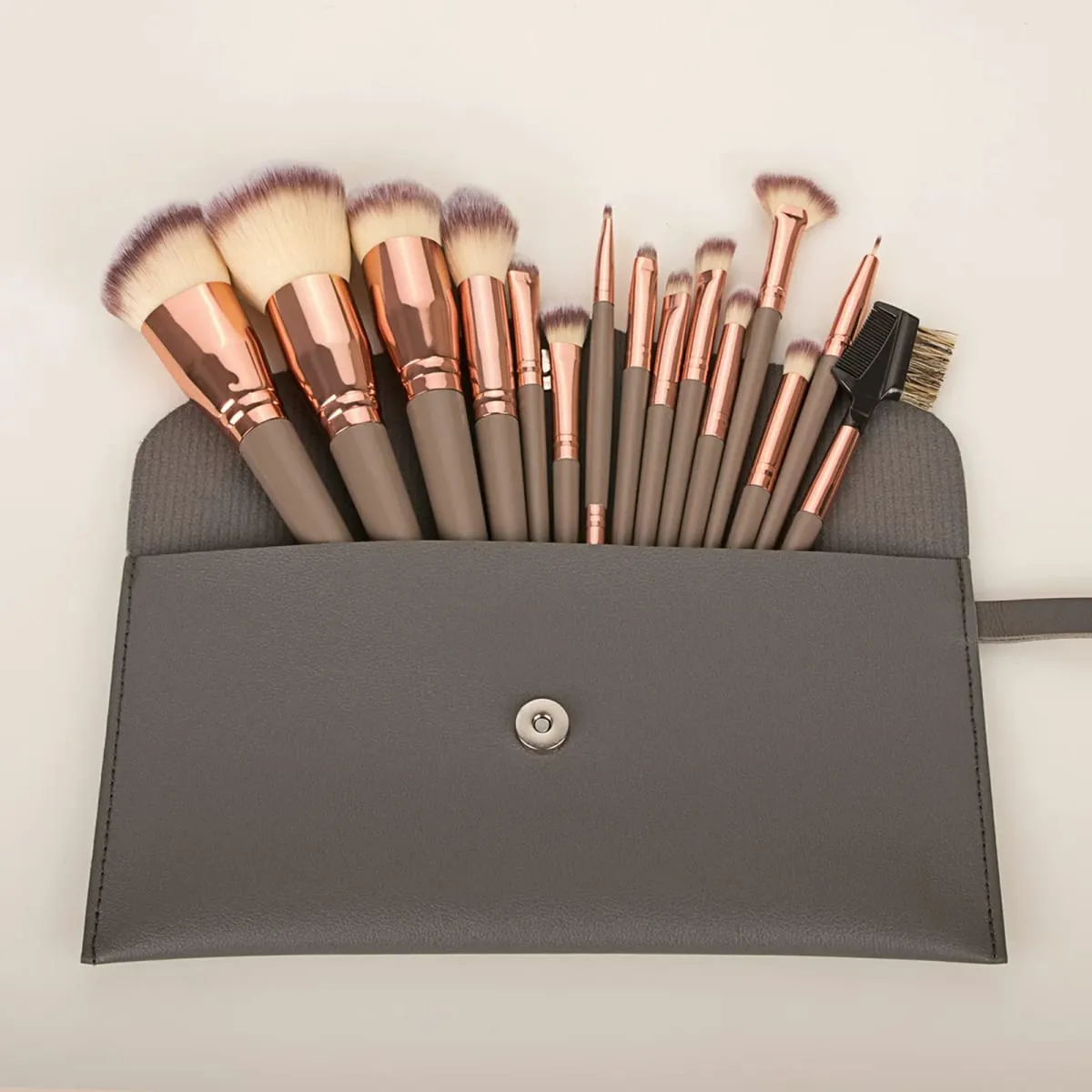15Pcs Makeup Brushes Set with Storage Bag Soft Bristle Face Eye Brush Kit For Foundation Blush Eyeshadow Eyebrow Cosmetic Tools — image 1