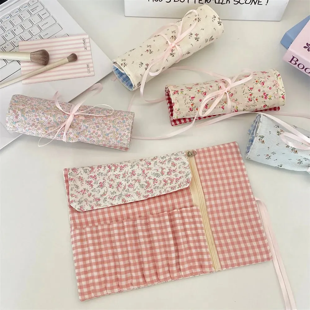 Fabric Floral Makeup Brush Storage Bag Large Portable Cosmetic Pouch for Eyeshadow Brushes & Eyebrow Pencils Desktop Organizer
