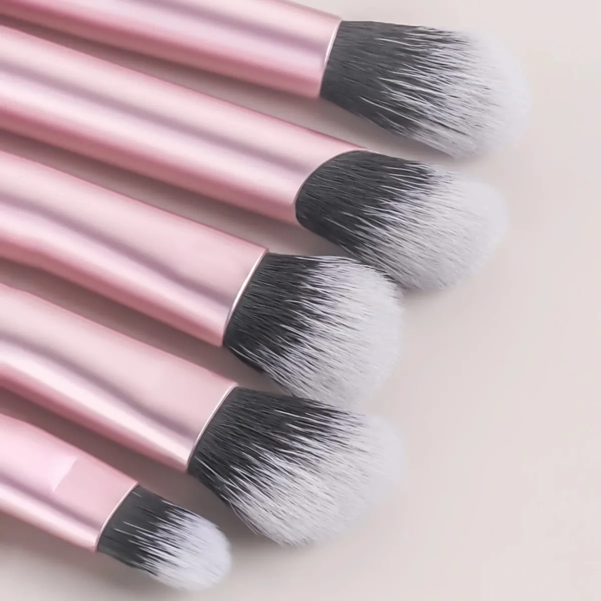 10Pcs Full Face Makeup Brush Kit Crocodile Grain Zipper Bag Powder Contour Shadow Brow Eyelash Cosmetic Brushes — image 6