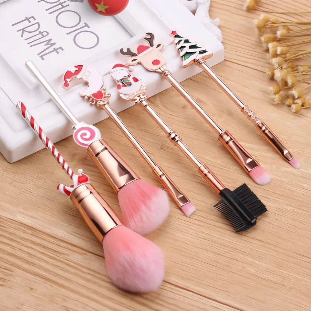 5/6-Piece Christmas Makeup Brush Set - Holiday Gift | Cute Santa Reindeer Christmas Tree Candy Cartoon Brushes — image 1
