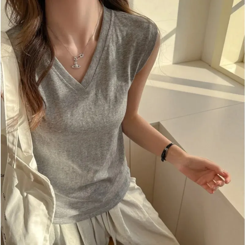Solid-Color Cotton V-Neck Base Layer Tank Top Women's Soft Breathable Sleeveless Top Outerwear — image 3