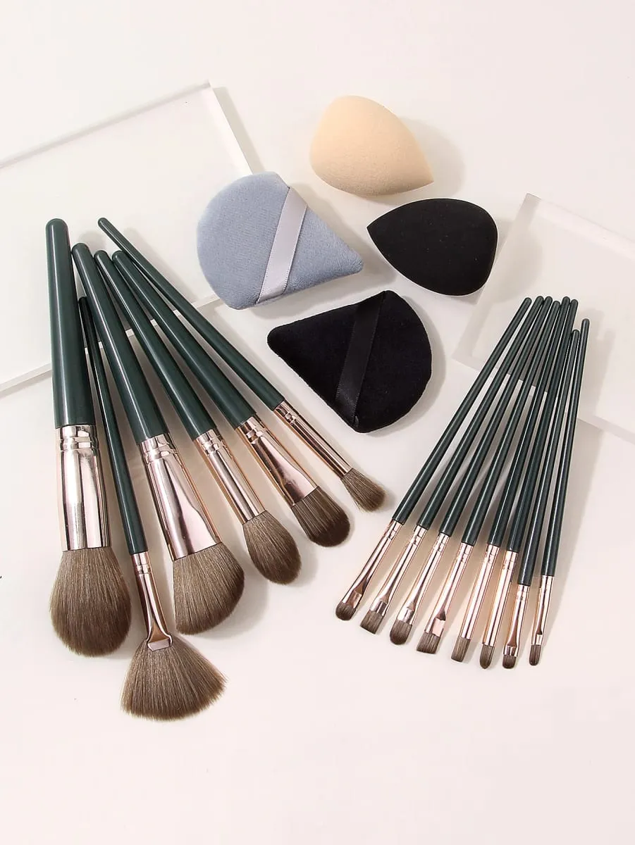 18 Piece Makeup Brush Set. Face Makeup Brushes & Eye Detail Brushes & Makeup Sponges & Triangular Powder Puffs Beauty Kit — image 6