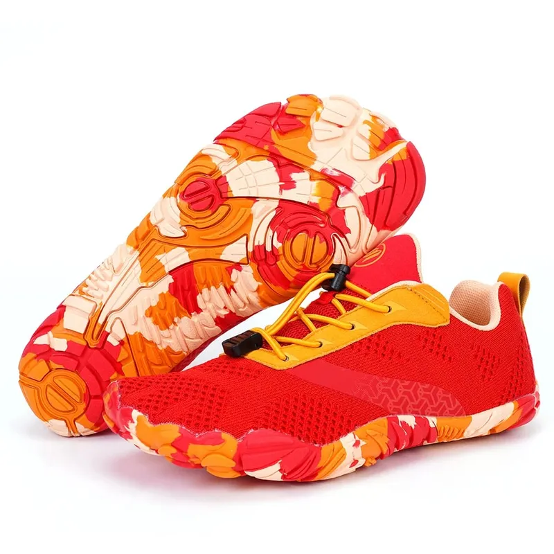 Water Shoes Beach Barefoot Shoes Comfortable Minimalist Cross Training Shoes Lightweight Aqua Shoes for Outdoor Sports