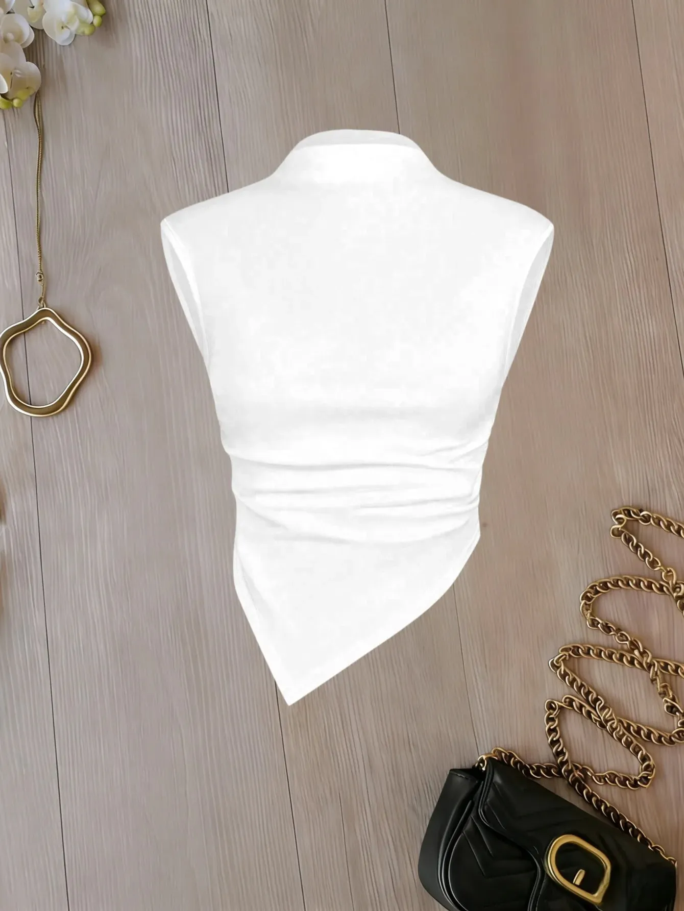 Women Mock Neck Sleeveless Ruched Asymmetrical Hem Crop Top 2 Pack Solid Color Cami Top Set — image 4