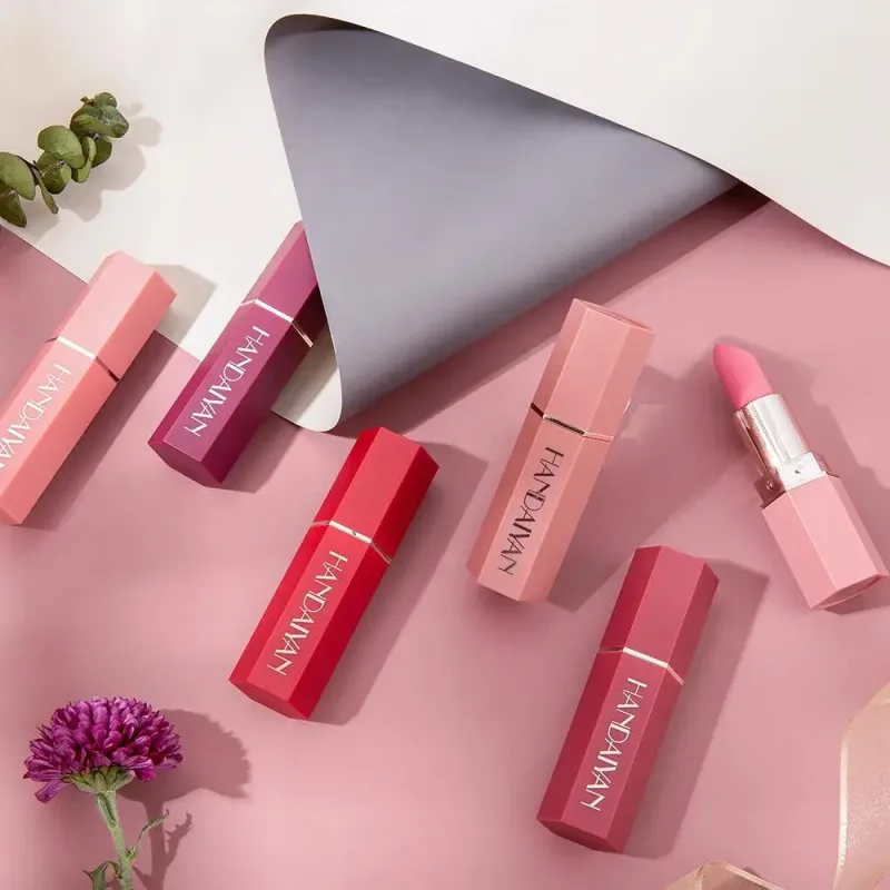 Fugtgivende mat læbestift 6 nuancer Langvarig Ikke-overførsel Nude Lip Gloss HANDAIYAN Kosmetik til damer — image 6