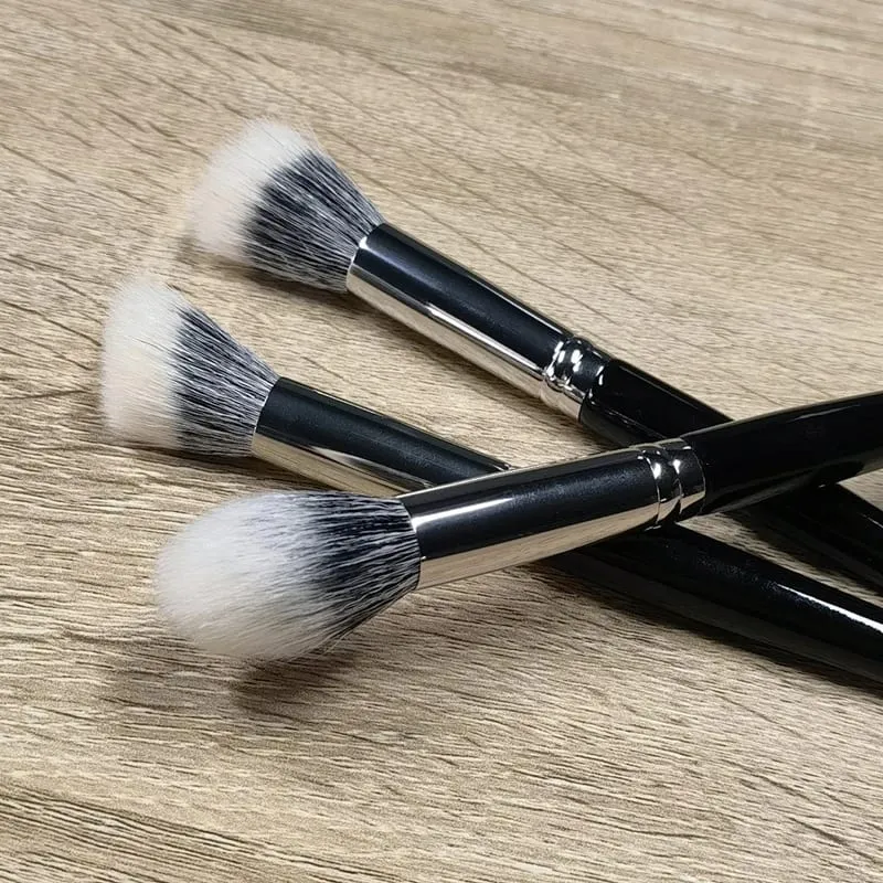 Stippling Highlight Makeup Brushes Blush Gedehår Multifunktionel Beauty Foundation Make Up Brush Tools — image 6