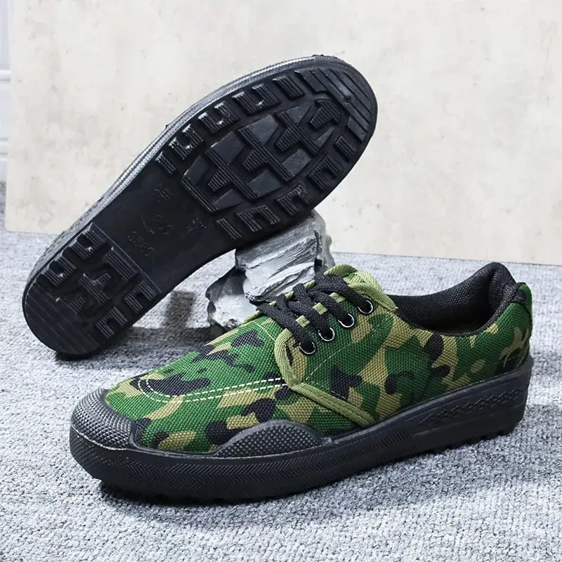 Durable Men Labor Insurance Shoes Anti-smash Safety Sneakers Wear-resistant Rubber Sole Breathable Tactical Training Shoes Work — image 1