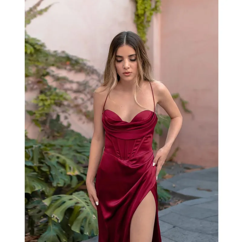 New Summer Prom Dress Women'S Sling Sleeveless Solid Color Dress One Word Neck Slim Fit Open Back Slit Red Sexy Dress — image 4