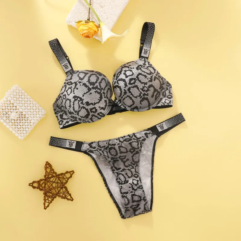 Victoria's Secret New Fashion Lace Push Up Bra Panty Set Sexy Lingerie Underwired Sleepwear Plus Size Women Adjustable Straps — image 7