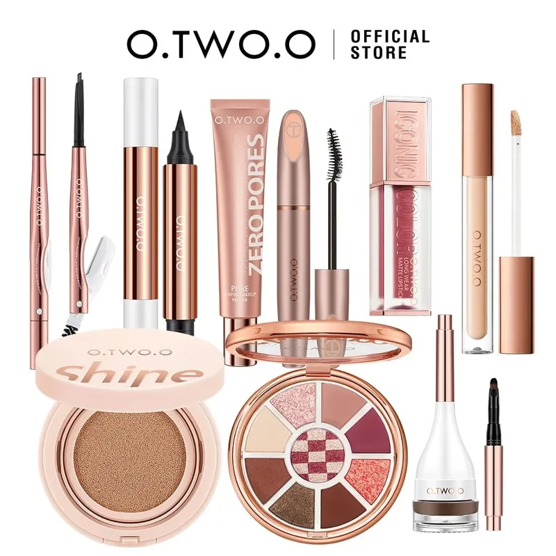 O.TWO.O Set completo di trucco Mascara waterproof Eyeliner Fondotinta BB Cream Cuscino d'aria Correttore Rossetto Primer viso Set di cosmetici