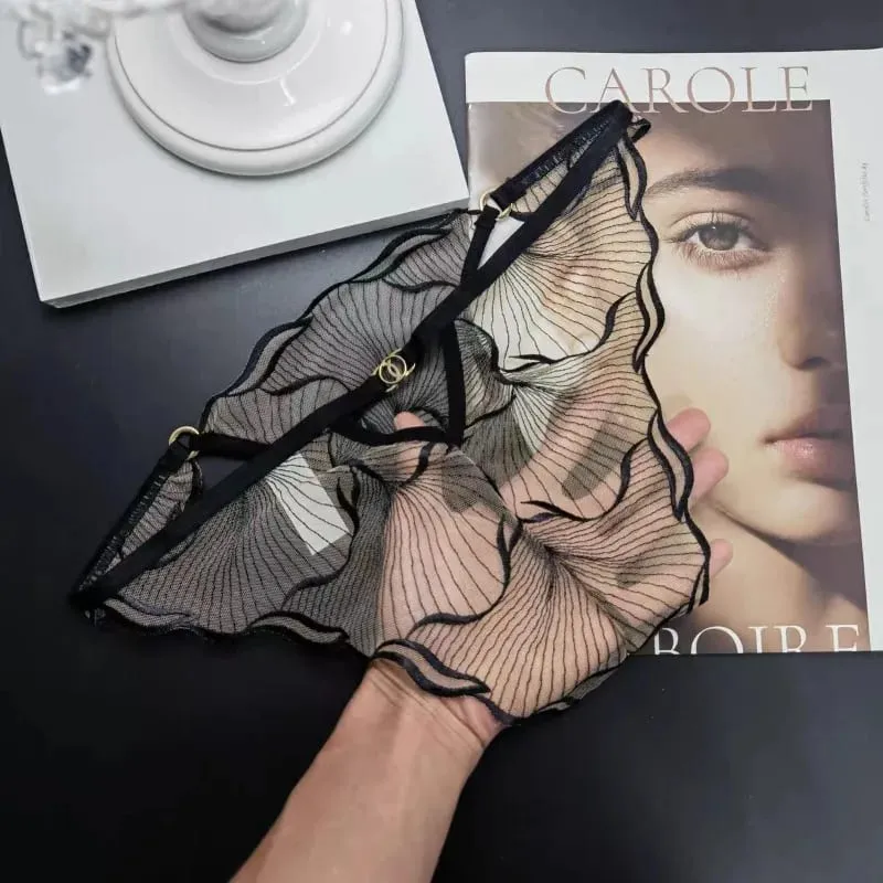 Sexy French Flower Embroidery Lace Bra Set Pure Desire Ultra Thin Push Up Wirefree Comfort Romantic Niche Bralette S-XL MOYISU — image 13