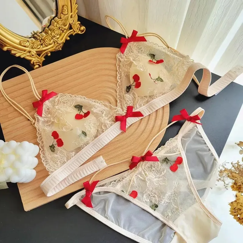 Sexy krajkový Bralette Set pro ženy Triangle Cup Wireless Pohodlné spodní prádlo — image 8