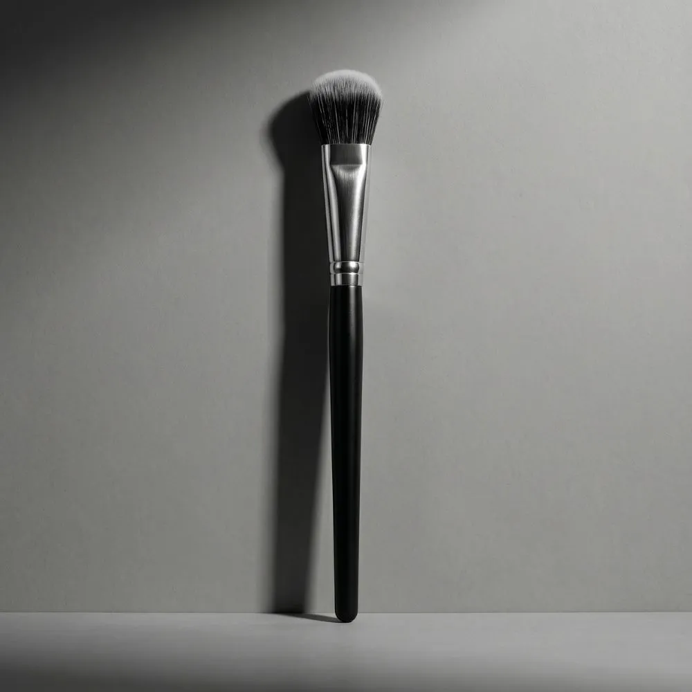 Hot Facial Concealer Makeup Brushes Professional Foundation Concealer Brush Flat Head Nose Shadow Brushes Makeup Tool Supplies — image 1
