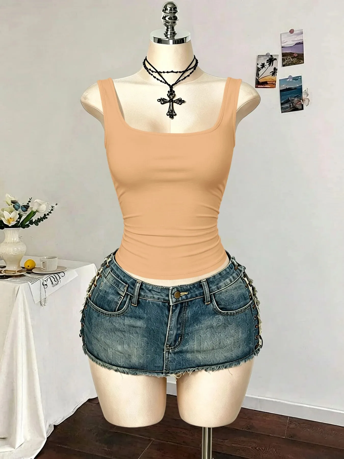 Women Square Neck Wide Strap Ribbed Tank Top Sleeveless Fitted Slim Casual Cami Top — image 16