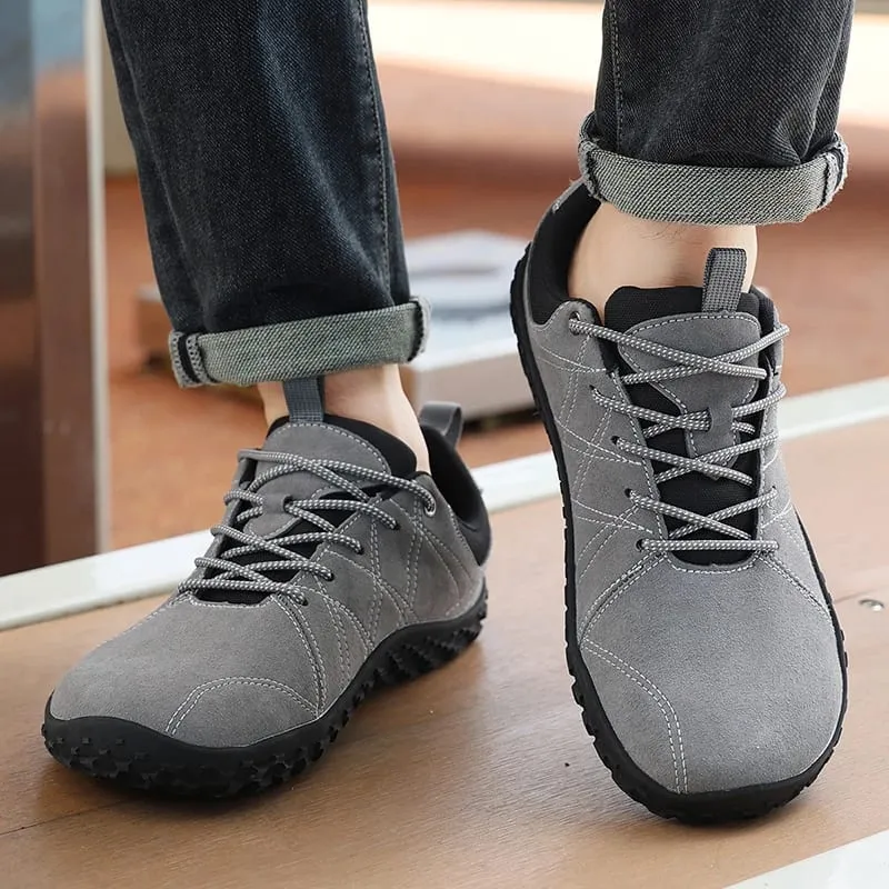 High Quality Leather Sports Shoe Wide Footed Men's Sports Classic Flat Shoes Outdoor Anti Slip Men's Skateboarding Shoes 2026 — image 1