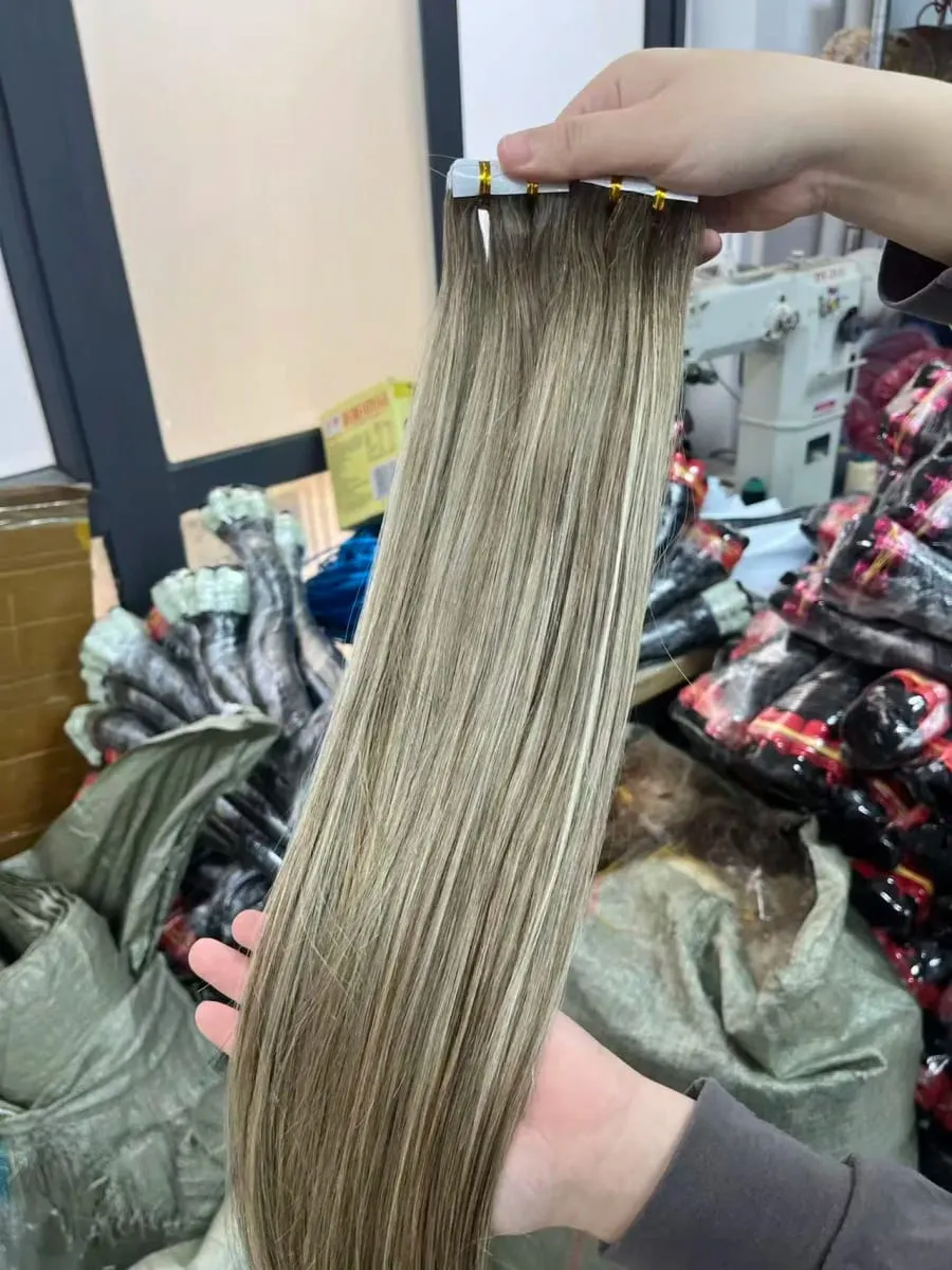 Blonde Seamless Tape in Hair Extensions Human Hair Skin Weft PU Tape on 20 PCS 18'-30' Length Easy Installation Hair Extensions — image 26